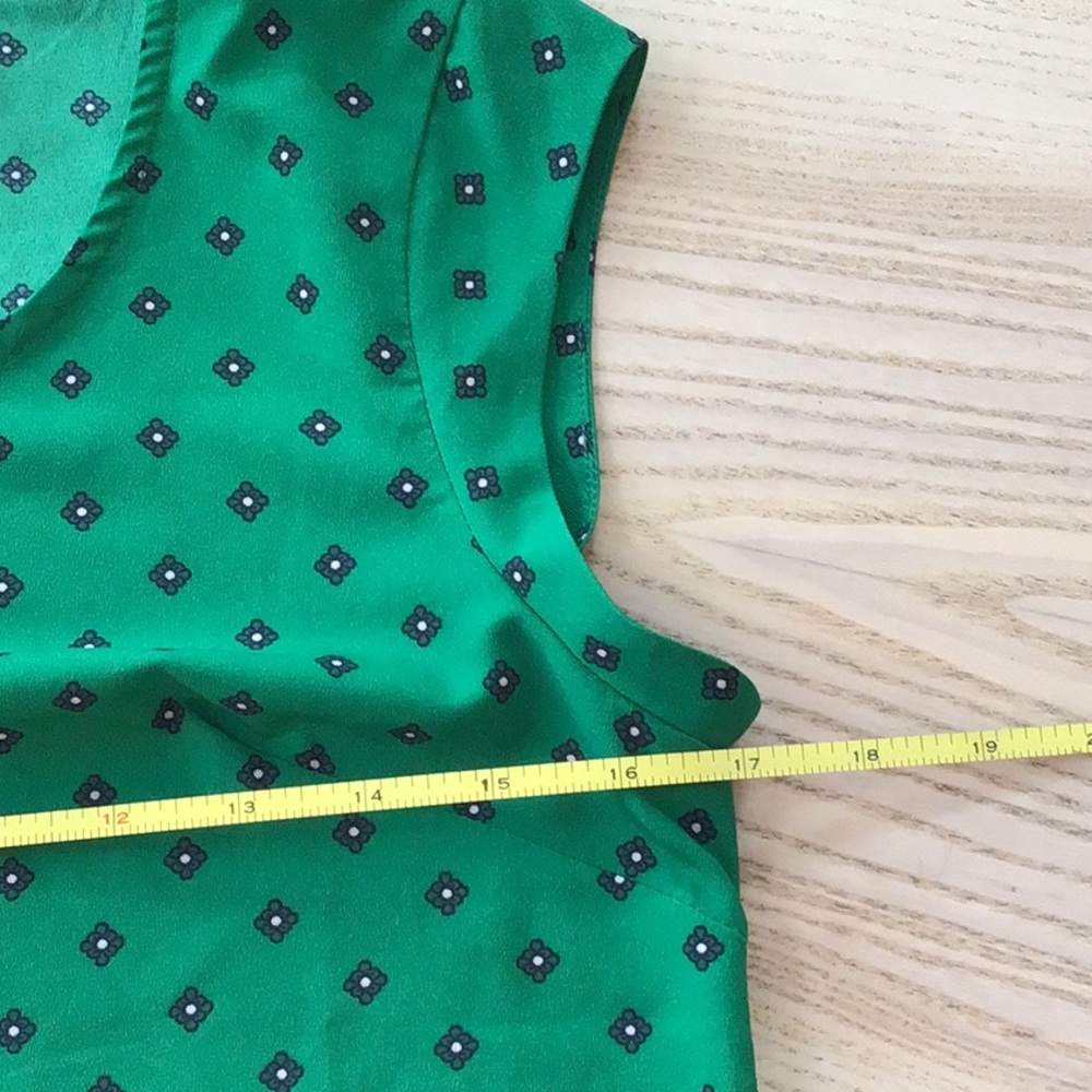 Perfect spring top! - Picture 6 of 6